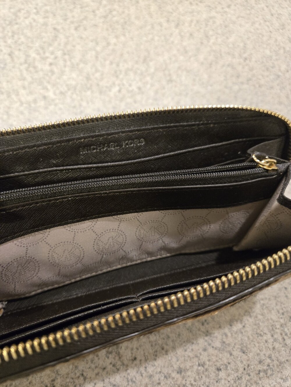 Michael Kors Leopard Cheetah Print Wallet - Picture 9 of 11